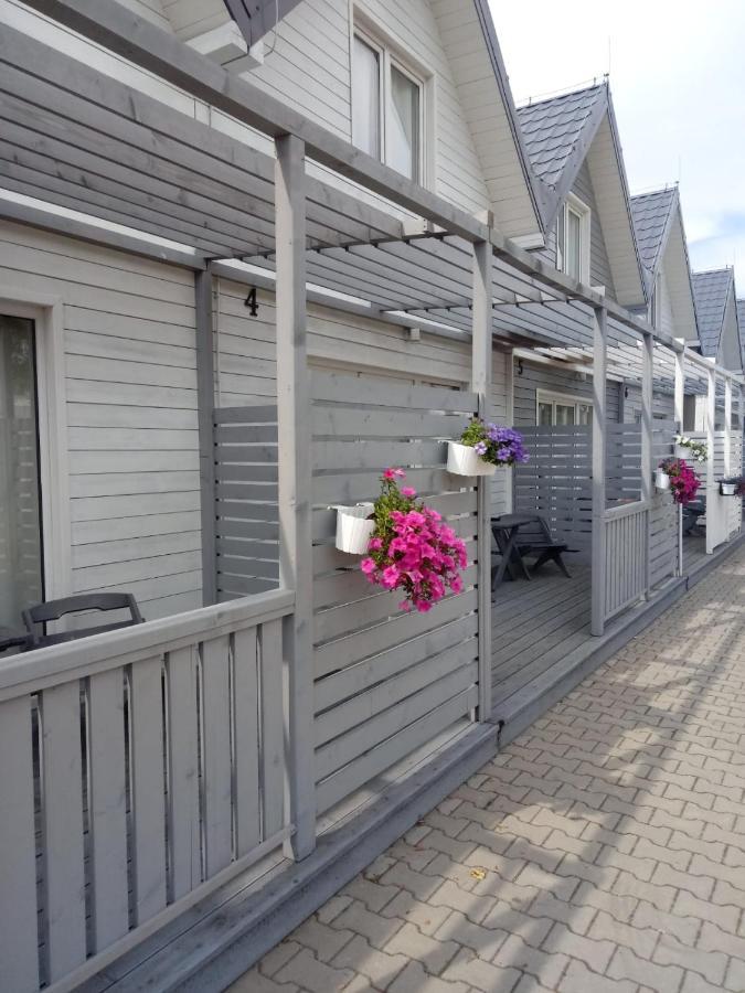 Old Tree Village & Restaurant 奥斯威辛 外观 照片